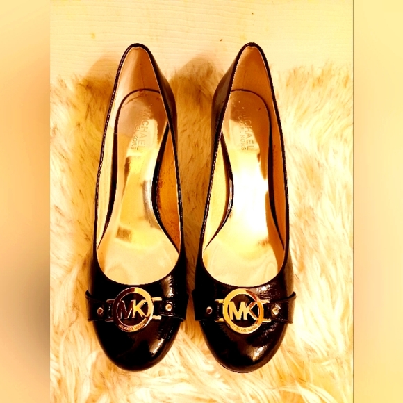 Michael Kors Shiny Low High Heels - Size 8.5